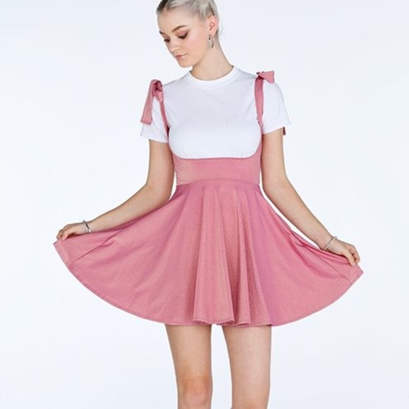 Blackmilk Dresses & Skirts - Blackmilk 💕 Barbie Party Underbust Dress